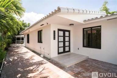 Main picture of 3666 SW 26th St