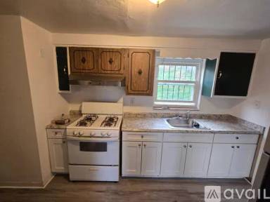 Main picture of 2015 Fairlawn St