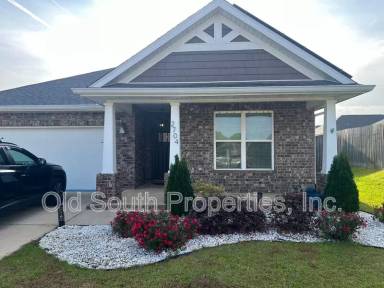 Main picture of 2704 Woodman Loop