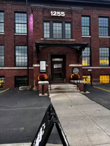 Main picture of 1255 University Ave