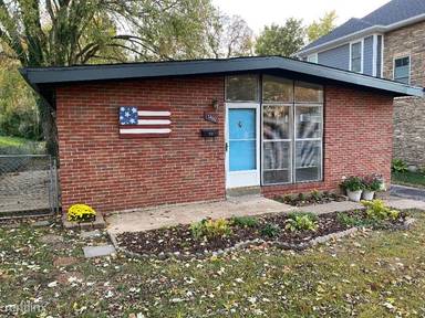 Main picture of 7460 Hoover Ave