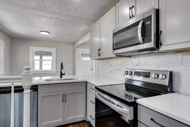 Main picture of 3218 N 48th St