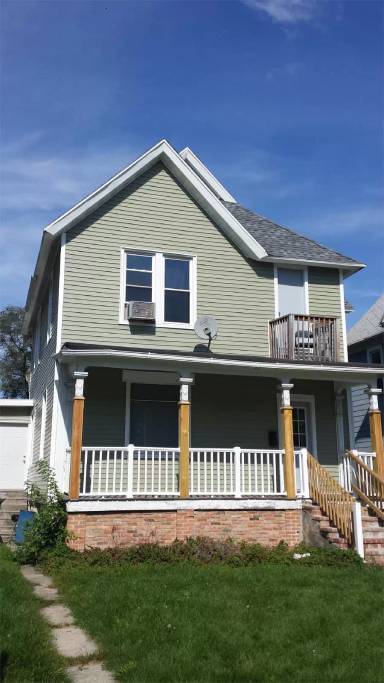 Main picture of 61 E Johnson St