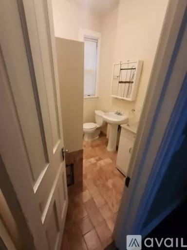 Main picture of 702 E Court St