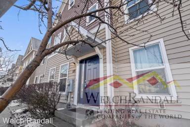 Main picture of 171 W Carrick Dr