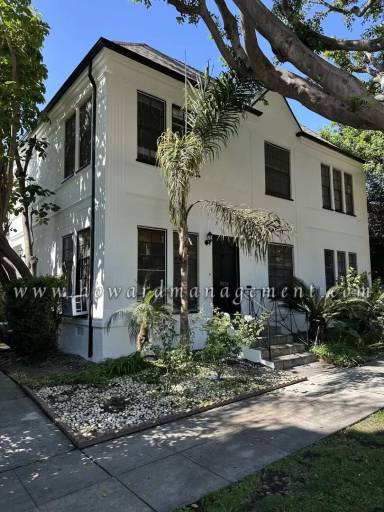 Main picture of 9006 Burton Way