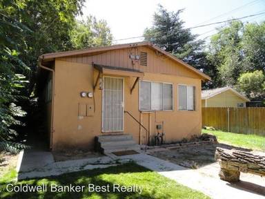 Main picture of 207 1/2 E E St