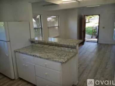 Main picture of 237 Brook Rd