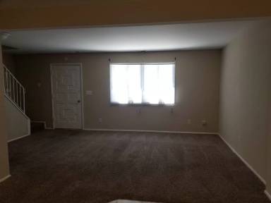 Main picture of 1218 W Boulevard