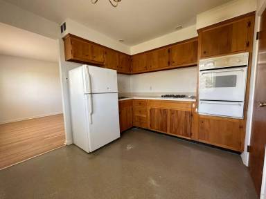Main picture of 1709 Lansing St
