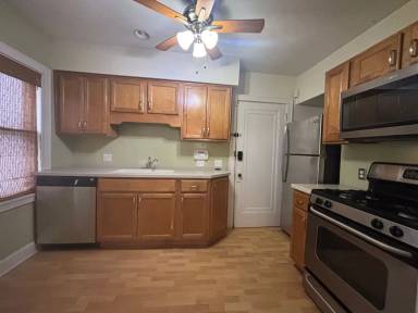 Main picture of 2921 Ludlow Rd
