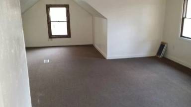 Main picture of 4257 N 67th St
