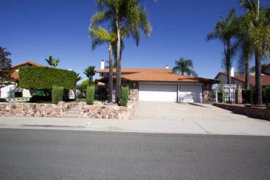 Main picture of 1855 Hacienda Dr