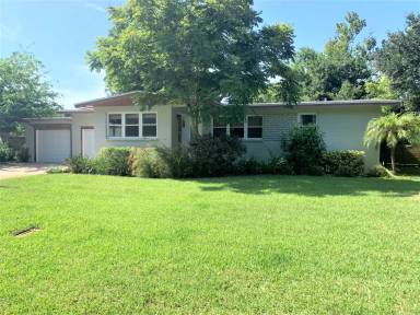 Main picture of 10 Anastasia Park Dr