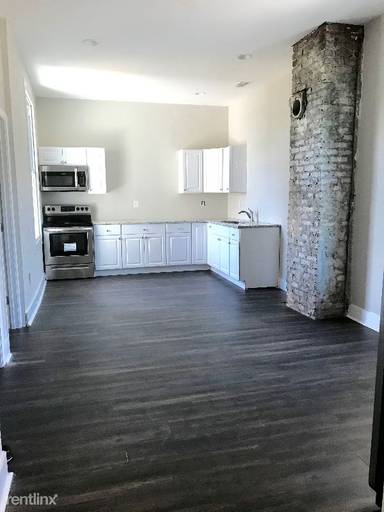 Main picture of 409 W 39th St