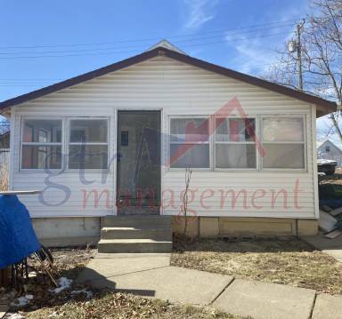 Main picture of 4612 S 32nd St