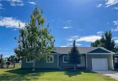 Main picture of 40 Wendy Ln