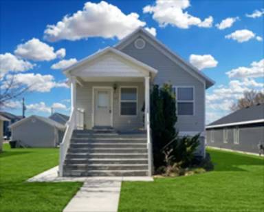 Main picture of 327 N 270 W