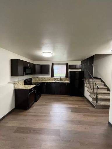 Main picture of 545 Sandra Ln