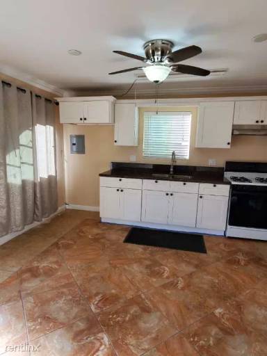Main picture of 3939 Snow Dr