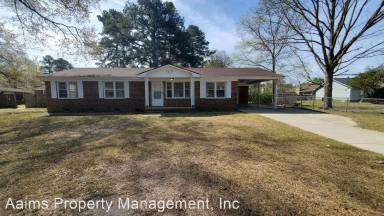 Main picture of 7310 Southgate Rd