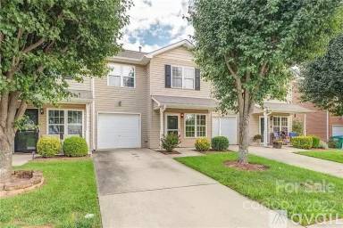 Main picture of 65 Lilac Fields Way