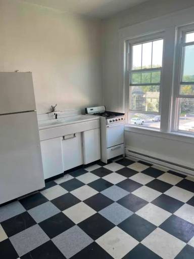 Main picture of 11 Conway St