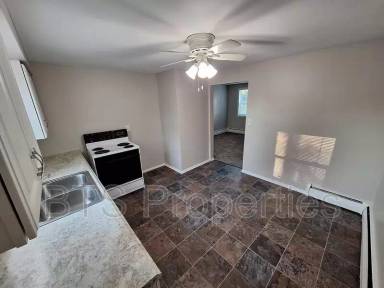 Main picture of 305 N Pleasant View St