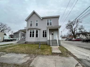 Main picture of 115 W Dewald St