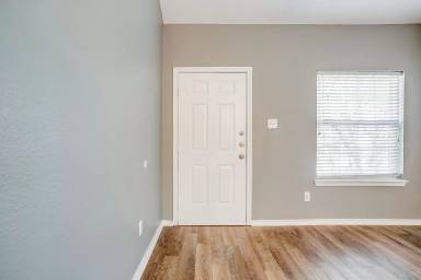Main picture of 814 Walnut St