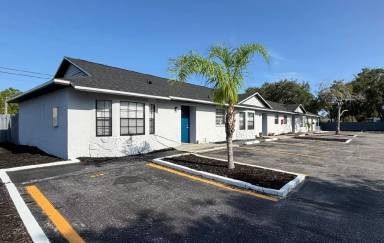 Main picture of 500 St Michaels Way