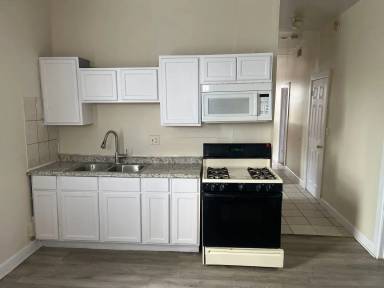Main picture of 1243 S Karlov Ave