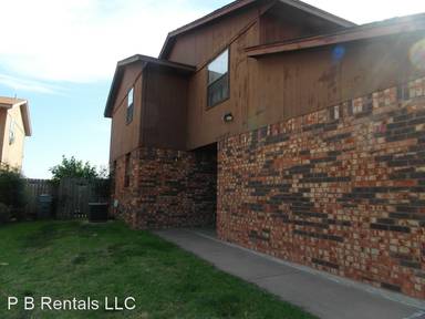 Main picture of 5406 NW Sir Brian Ave
