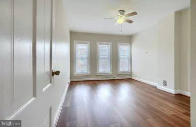 Main picture of 20 Parkin St