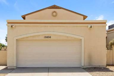 Main picture of 19806 N 48th Dr
