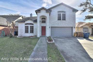 Main picture of 7630 Timber Crest Dr