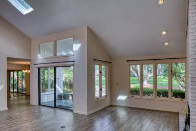 Main picture of 19 Romerly Rd