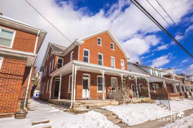 Main picture of 443 W Middle St