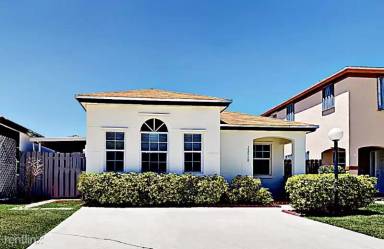 Main picture of 13910 SW 160th Ter