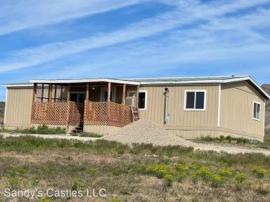 Main picture of 587 Empress Dr