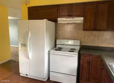 Main picture of 531 Highland St