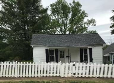 Main picture of 723 N 4th St