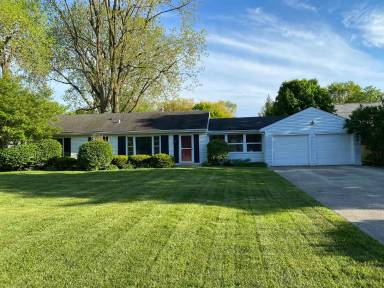 Main picture of 714 W Woodland Rd