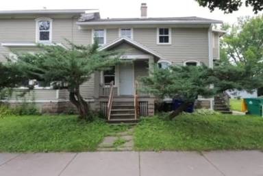 Main picture of 800 Doty St