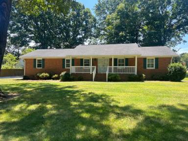 Main picture of 3504 Castleton Rd