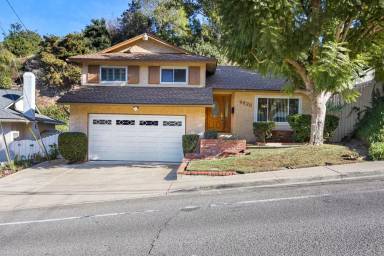 Main picture of 4825 54th St