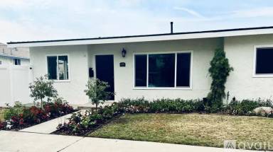 Main picture of 3371 Catalina St