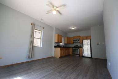 Main picture of 3148 W. Fillmore St.