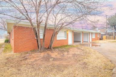 Main picture of 2328 62nd St