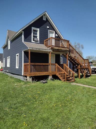 Main picture of 214 W Humbird St